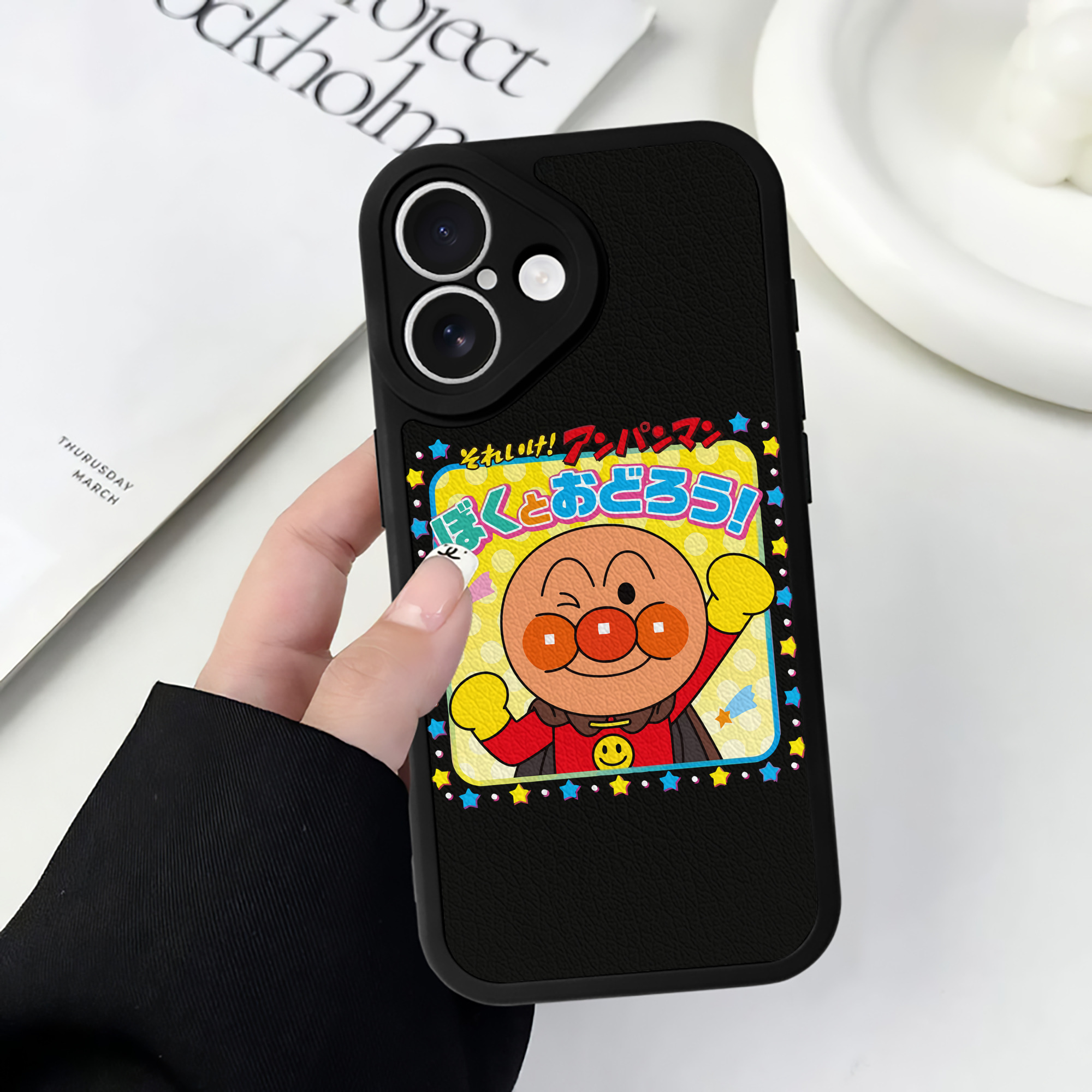 （画像用） アンパンマン Anpanman 【iPhone 16シリーズ対応】シリコンスマホケース（レザー調） 材質：シリコン